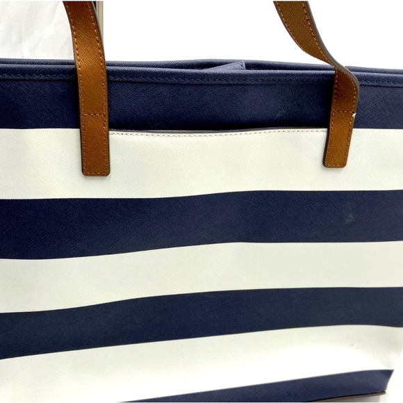 Michael Kors, navy & white striped tote with acorn leather straps, lining, satin - Picture 4 of 8